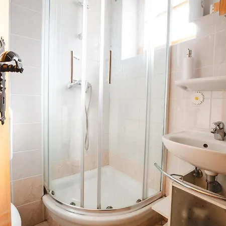 Pocitniski Apartmaji - Vijolica 2 In * Moravske Toplice